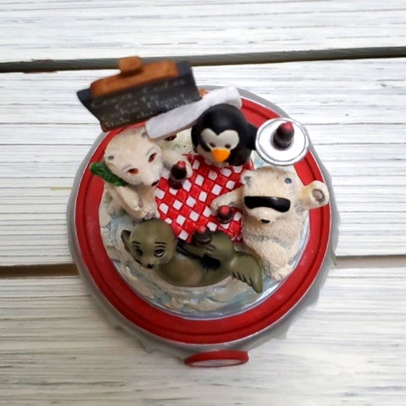 Coca-Cola Polar Bears Coca-Cola Cafe Domed Globe Limited Edition Frankli… - Picture 8 of 14